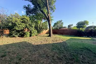 10208 San Lorenzo Dr, Dallas, TX 75228 - Photo 28
