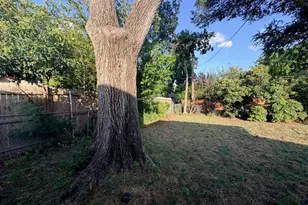 10208 San Lorenzo Dr, Dallas, TX 75228 - Photo 20