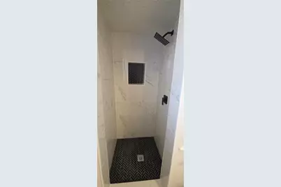 233 Vista Way #235, Benbrook, TX 76126 - Photo 18