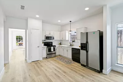7113 Avington Way, Fort Worth, TX 76133 - Photo 10