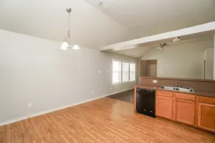 8826 Tucker St, Cross Roads, TX 76227 - Photo 6