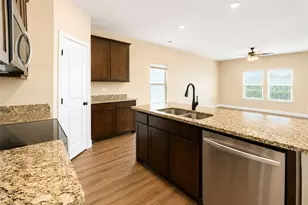 124 Canales Cir, Greenville, TX 75401 - Photo 4