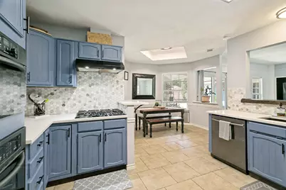 909 Hillside Lane, Flower Mound, TX 75028 - Photo 10