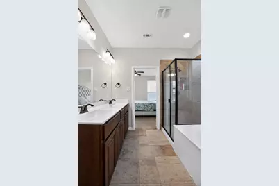 3912 Crater Circle, Fort Worth, TX 76137 - Photo 14