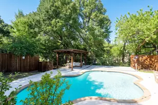 900 Westbrook Dr, Plano, TX 75075 - Photo 2