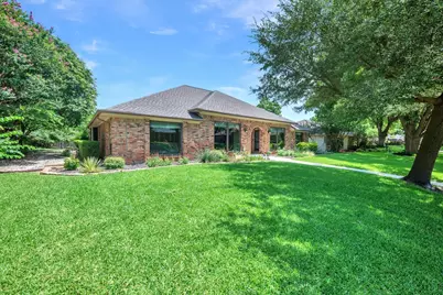 2225 Fountain Head Drive, Plano, TX 75023 - Photo 2