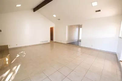 9967 Haywood Court, Benbrook, TX 76126 - Photo 6