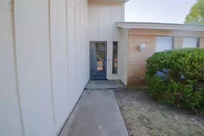 9967 Haywood Court, Benbrook, TX 76126 - Photo 4