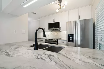5981 Arapaho Road #802, Dallas, TX 75248 - Photo 8