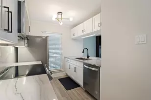 5981 Arapaho Rd, Dallas, TX 75248 - Photo 10