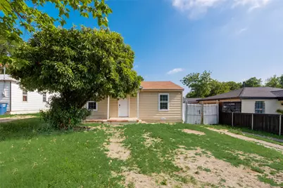 219 Red Wing Drive, Dallas, TX 75241 - Photo 1