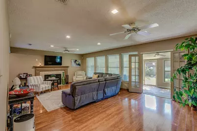 2805 Hedgeway Drive, Arlington, TX 76016 - Photo 6