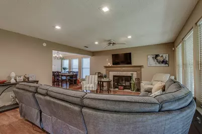 2805 Hedgeway Drive, Arlington, TX 76016 - Photo 8