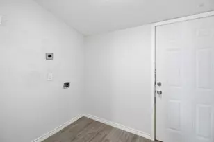 910 Loney St, Fort Worth, TX 76104 - Photo 22