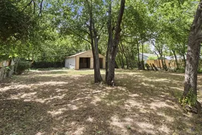 910 Loney Street, Fort Worth, TX 76104 - Photo 10