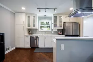 619 Stardust Ln, Richardson, TX 75080 - Photo 8