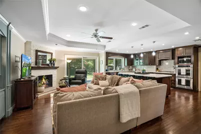 807 Clearwater Drive, Richardson, TX 75080 - Photo 8