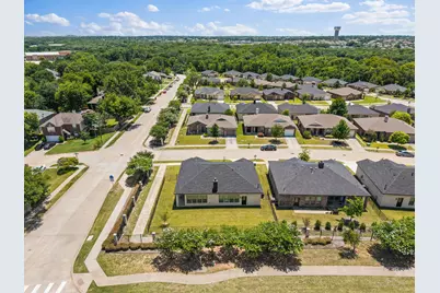 3700 Creek View Drive, McKinney, TX 75071 - Photo 32