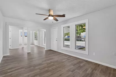 924 Nolte Drive, Dallas, TX 75208 - Photo 4