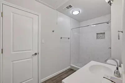 924 Nolte Drive, Dallas, TX 75208 - Photo 16