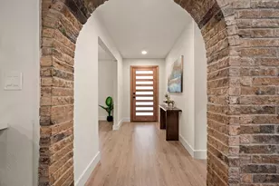 800 Tanglewood Ln, Arlington, TX 76012 - Photo 4