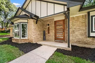 800 Tanglewood Ln, Arlington, TX 76012 - Photo 2