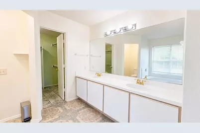 1407 Autumncrest Drive, Arlington, TX 76002 - Photo 12