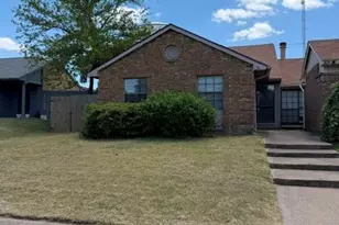 431 Pogue St, Cedar Hill, TX 75104 - Photo 2