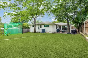 876 Berkinshire Dr, Dallas, TX 75218 - Photo 12