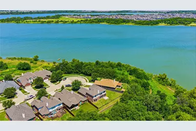 2981 Cattle Baron Drive, Little Elm, TX 75068 - Photo 2