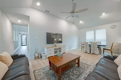 11439 Chepstow Crescent Court, Frisco, TX 75035 - Photo 4