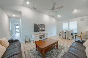 11439 Chepstow Crescent Ct, Frisco, TX 75035 - Photo 4
