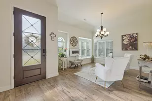 127 Woodlands Way, Balch Springs, TX 75181 - Photo 2