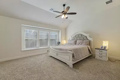 127 Woodlands Way, Balch Springs, TX 75181 - Photo 10