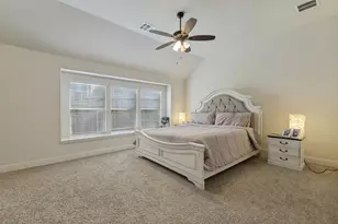 127 Woodlands Way, Balch Springs, TX 75181 - Photo 10