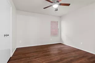 8421 River Bluffs Dr, Arlington, TX 76002 - Photo 12