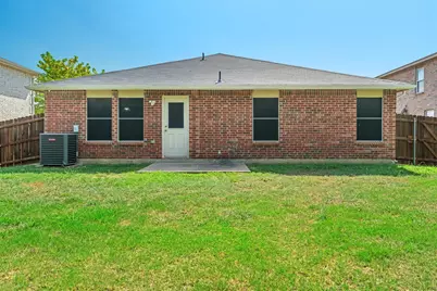8421 River Bluffs Drive, Arlington, TX 76002 - Photo 18
