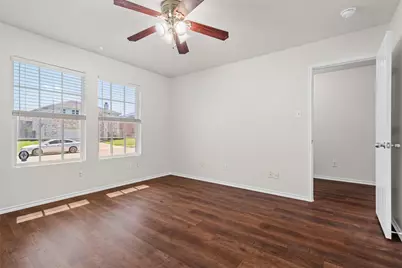 8421 River Bluffs Drive, Arlington, TX 76002 - Photo 12