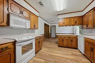 820 Layne Dr, Denison, TX 75020 - Photo 18