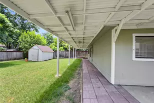 614 Red Coat Ln, Arlington, TX 76002 - Photo 22