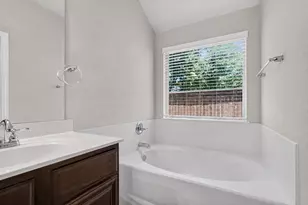 5104 Chatfield Pl, Arlington, TX 76017 - Photo 14
