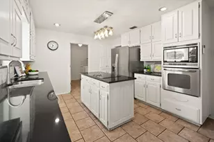 3709 Danbury Dr, Arlington, TX 76016 - Photo 16