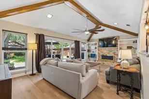 411 Creekside Dr, Richardson, TX 75081 - Photo 8