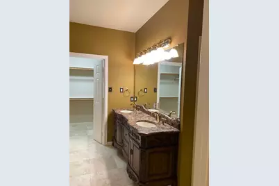 508 Briaroaks Drive, Lake Dallas, TX 75065 - Photo 14
