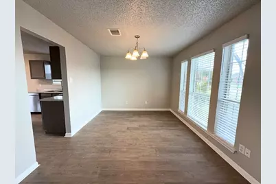 704 Inglewood Trail, DeSoto, TX 75115 - Photo 6