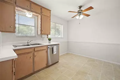 1332 Harrison Lane, Hurst, TX 76053 - Photo 10