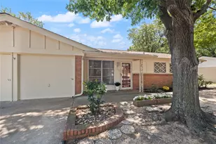 1332 Harrison Ln, Hurst, TX 76053 - Photo 30