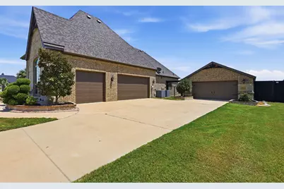 8260 Faithful Drive, Waxahachie, TX 75167 - Photo 6
