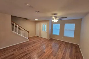 8138 Mossberg Dr, Arlington, TX 76002 - Photo 4