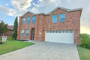 8138 Mossberg Dr, Arlington, TX 76002 - Photo 2